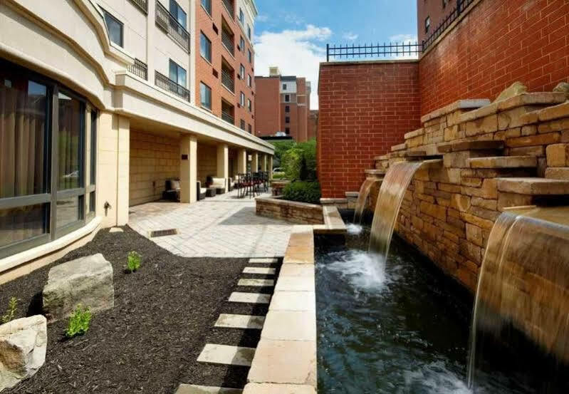 Courtyard Pittsburgh Shadyside Hotel Buitenkant foto